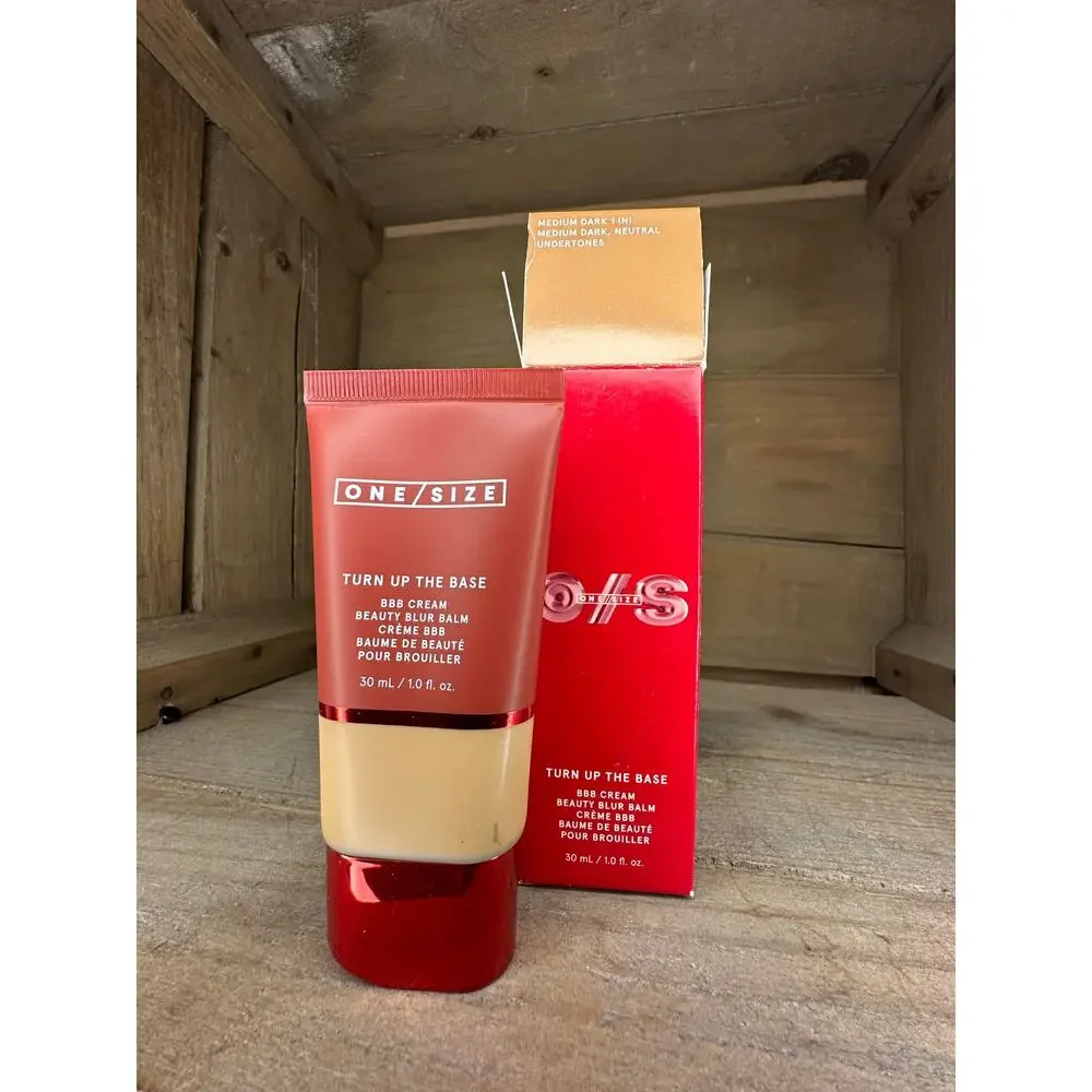 One/Size Blur Balm Foundation Medium Dark 1